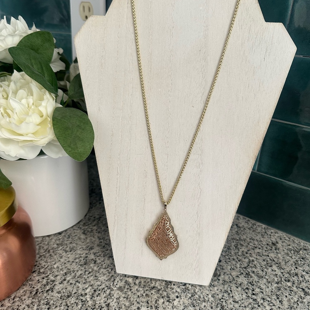 Kendra Scott Mixed Gold Pendant Necklace